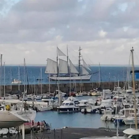 A Vue Sur Le Port 2 Apartment Granville